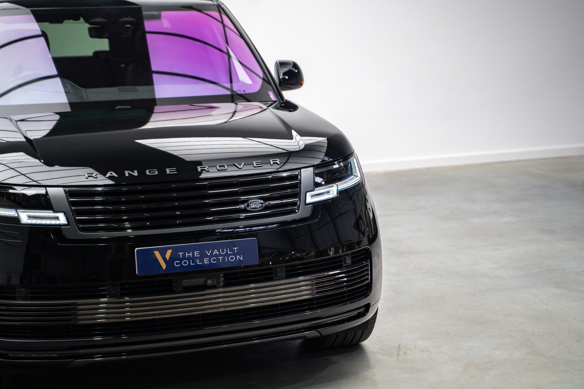 2023 Range Rover P530 SV