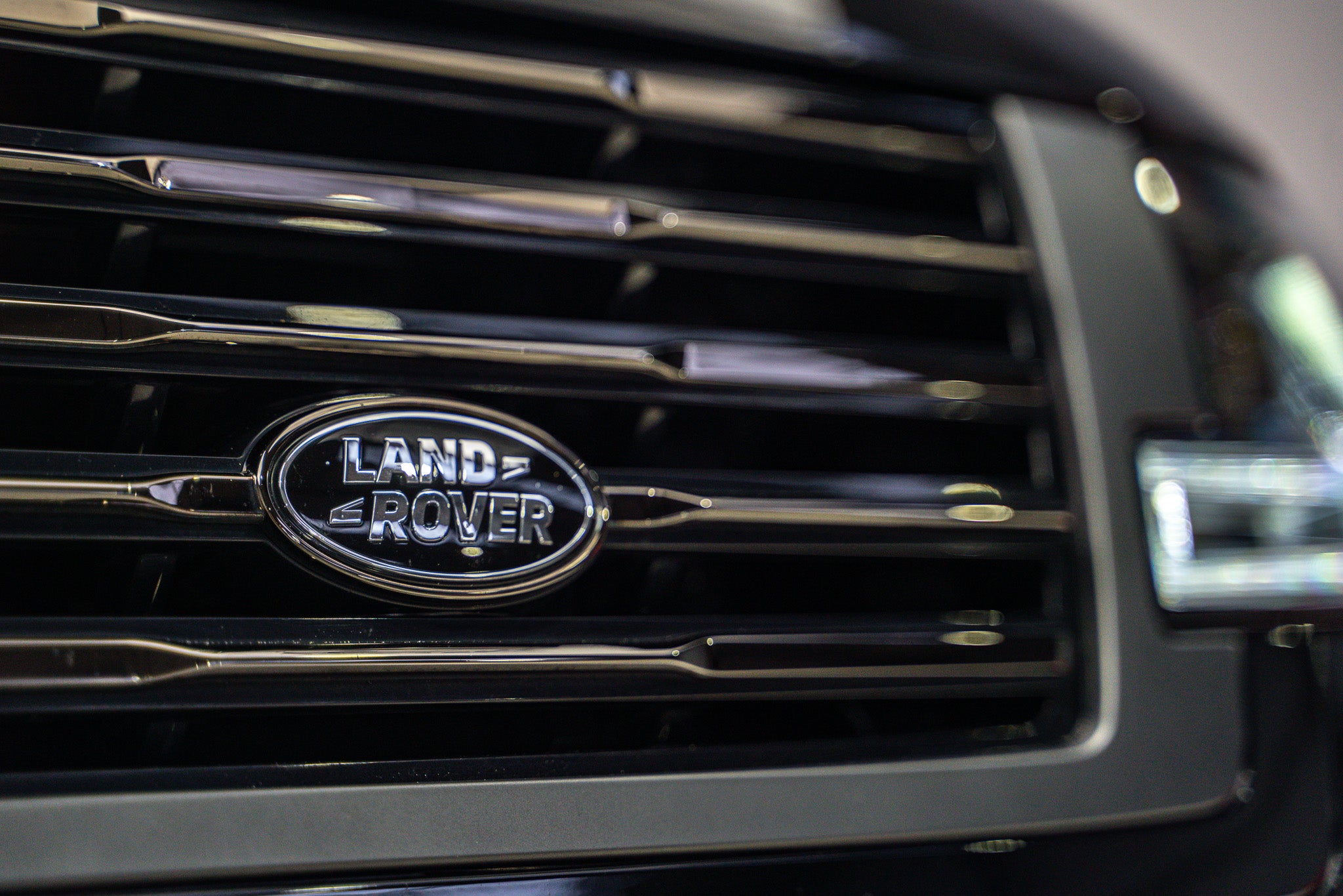 2023 Range Rover P530 SV
