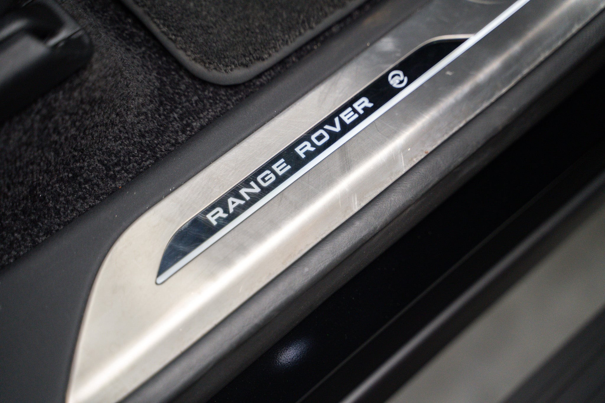 2023 Range Rover P530 SV