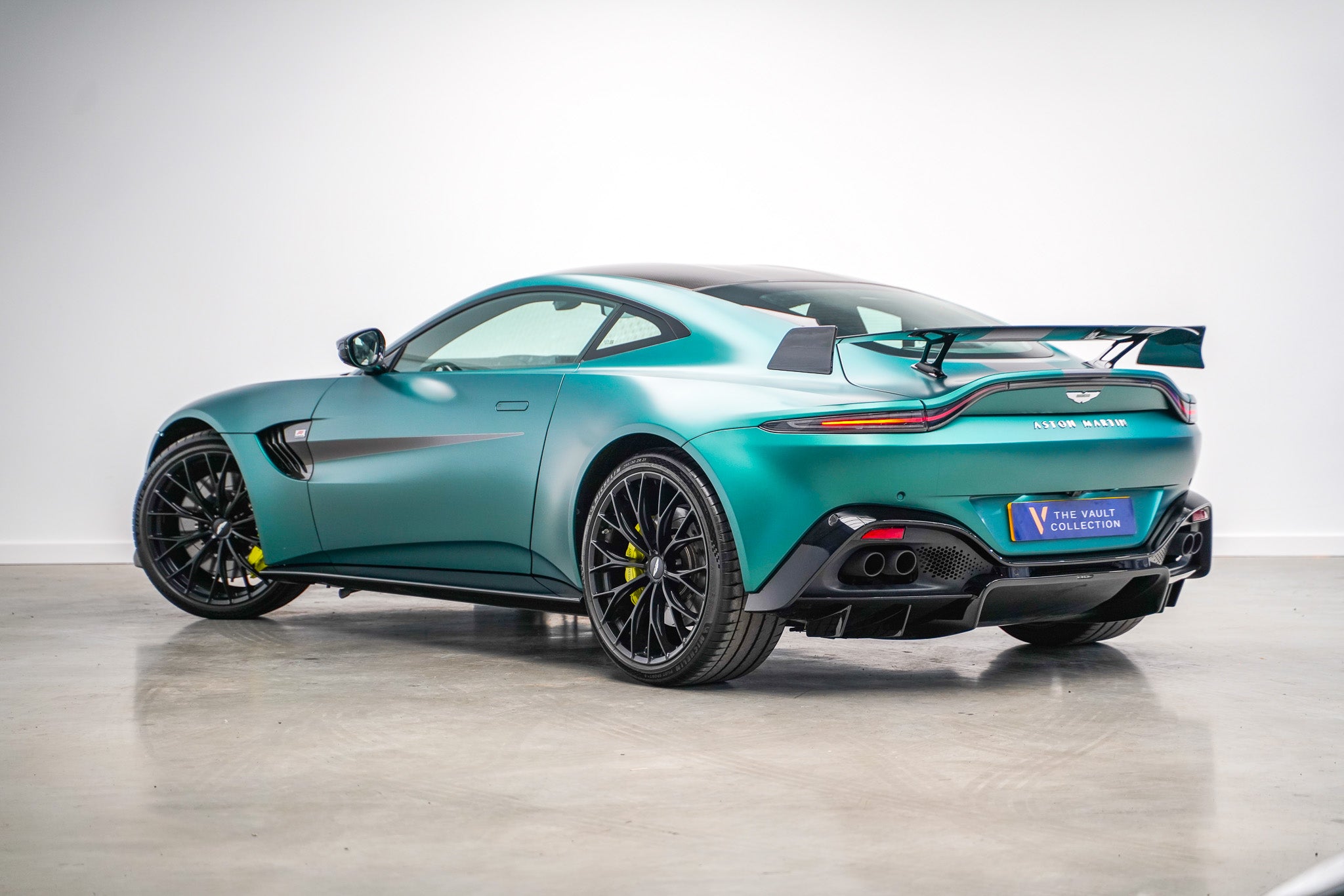 2021 Aston Martin V8 Vantage F1 Edition