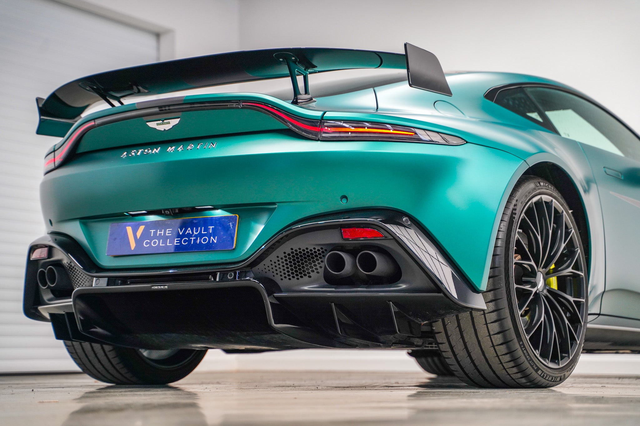2021 Aston Martin V8 Vantage F1 Edition