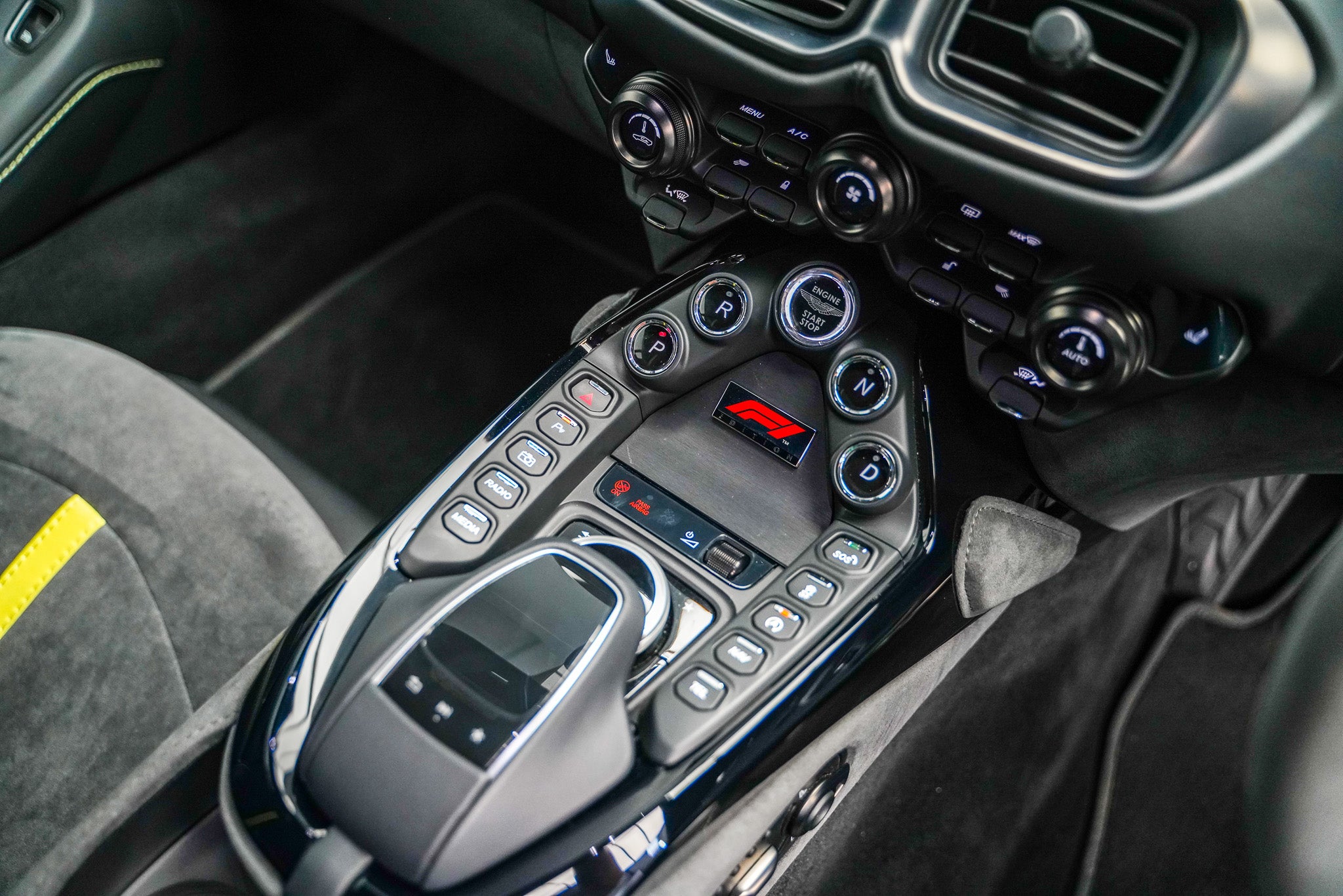 2021 Aston Martin V8 Vantage F1 Edition