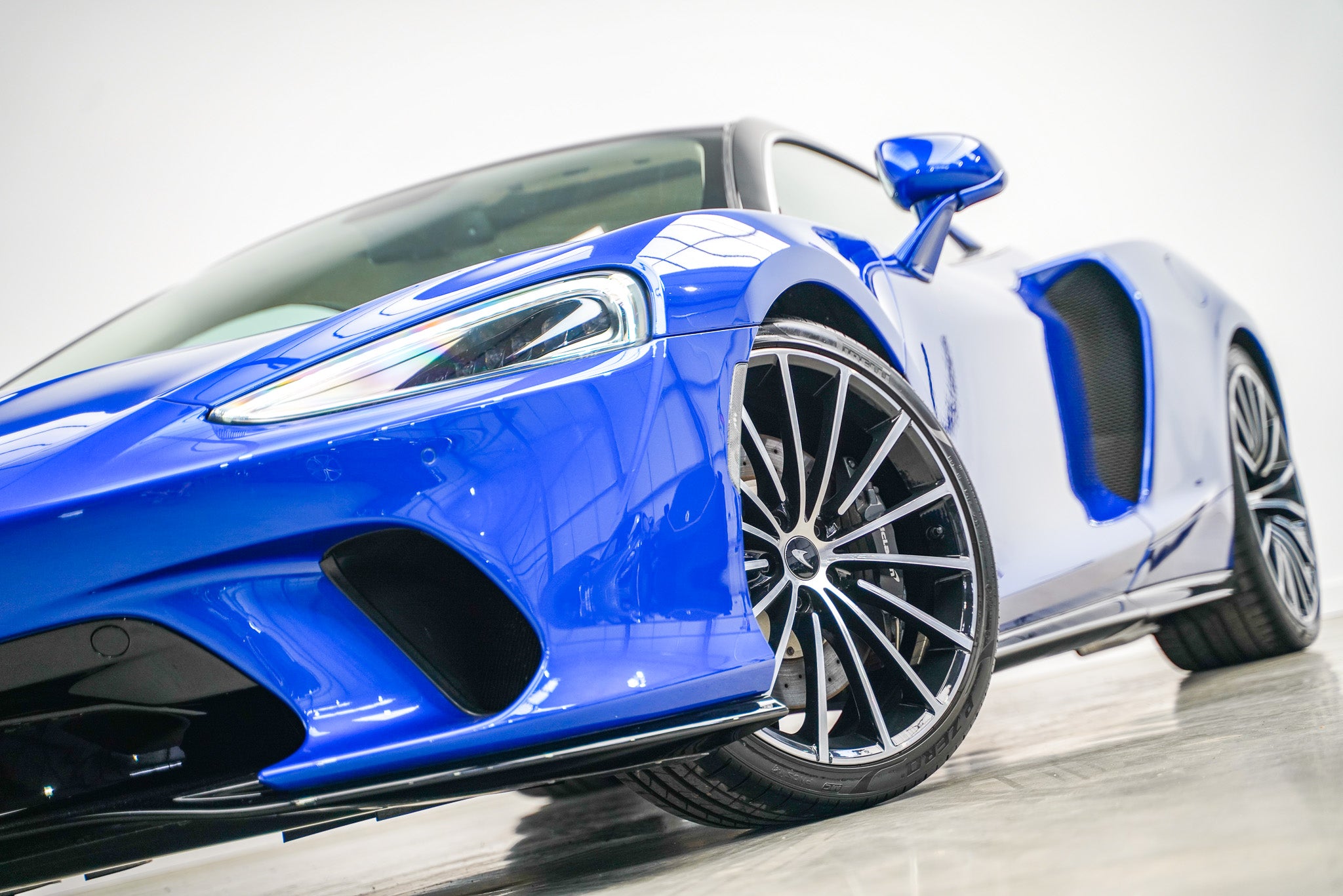 2020 McLaren GT V8