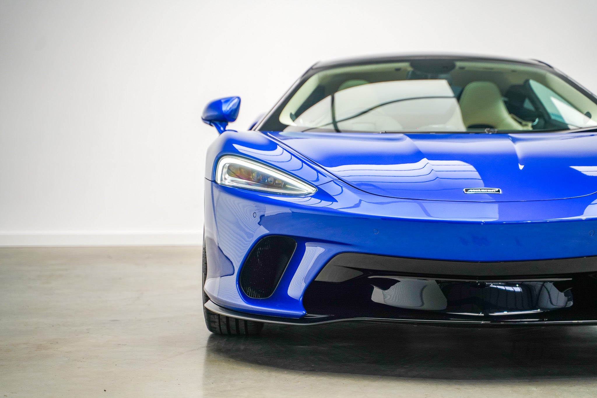 2020 McLaren GT V8
