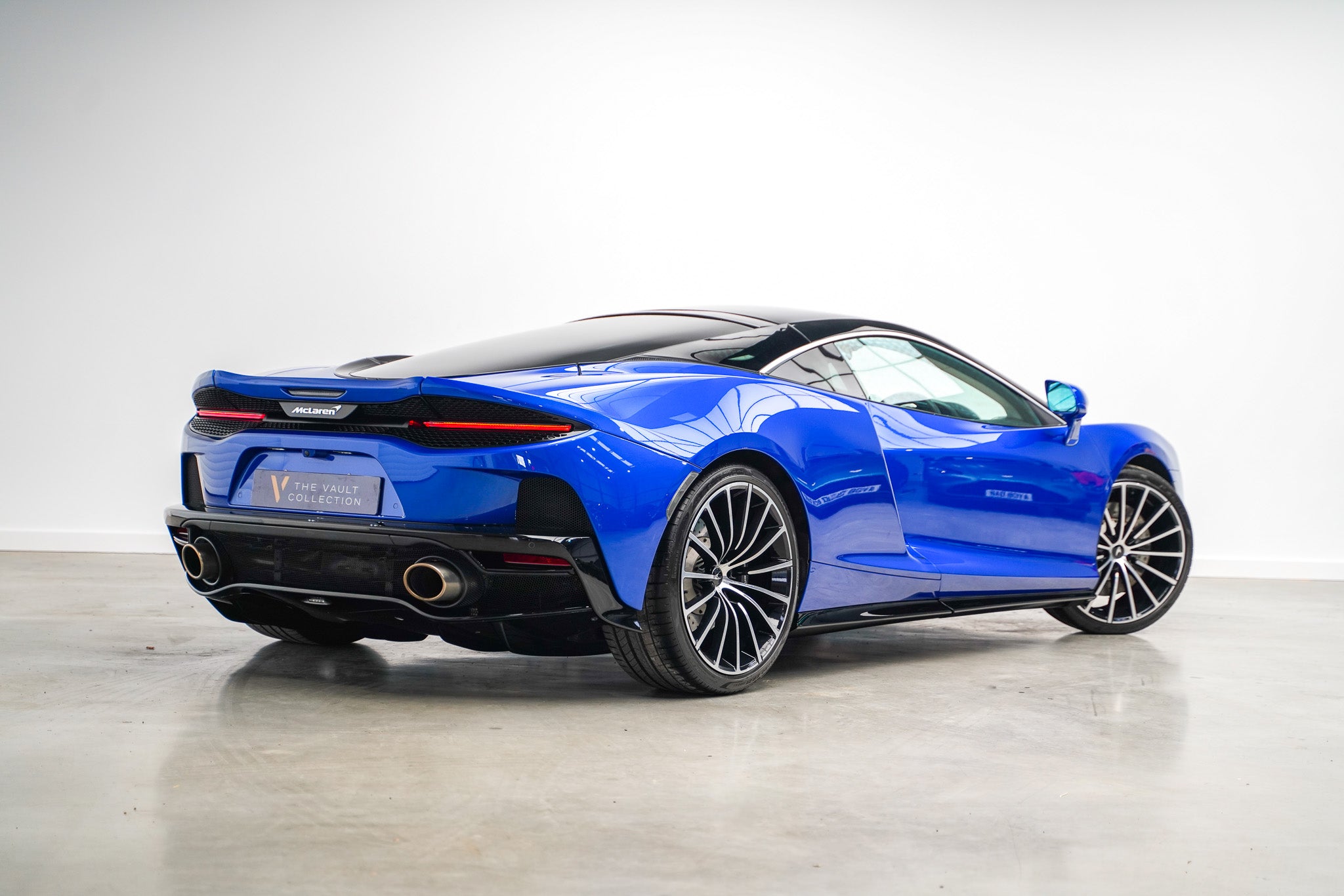 2020 McLaren GT V8