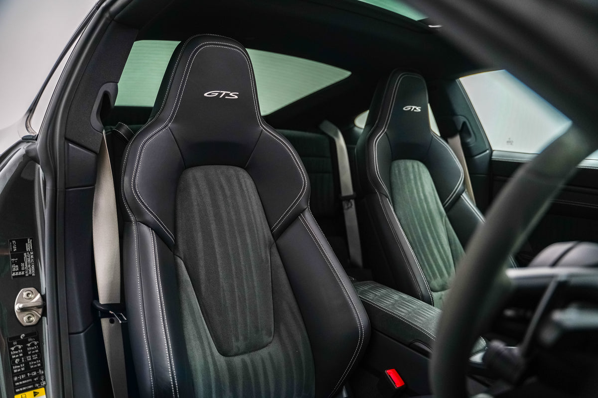 2023 Porsche 992 Carrera 4 GTS