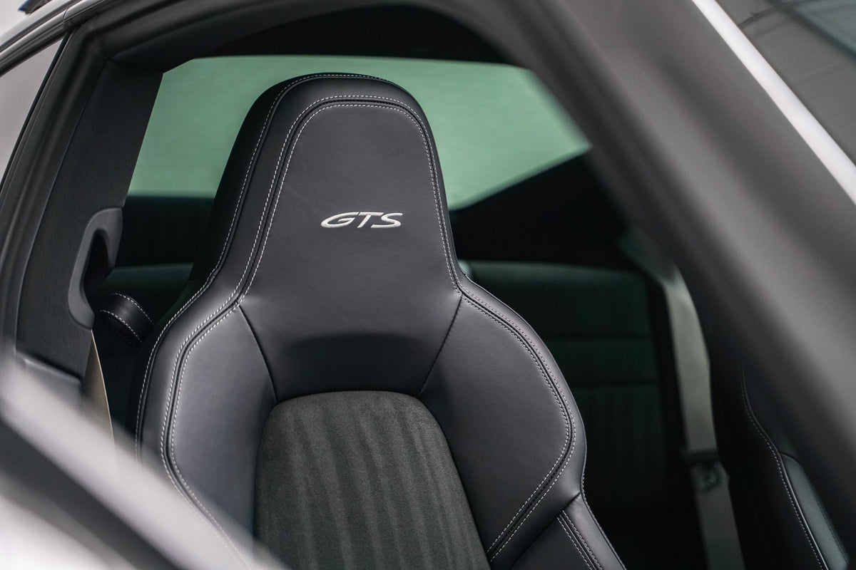 2023 Porsche 992 Carrera 4 GTS