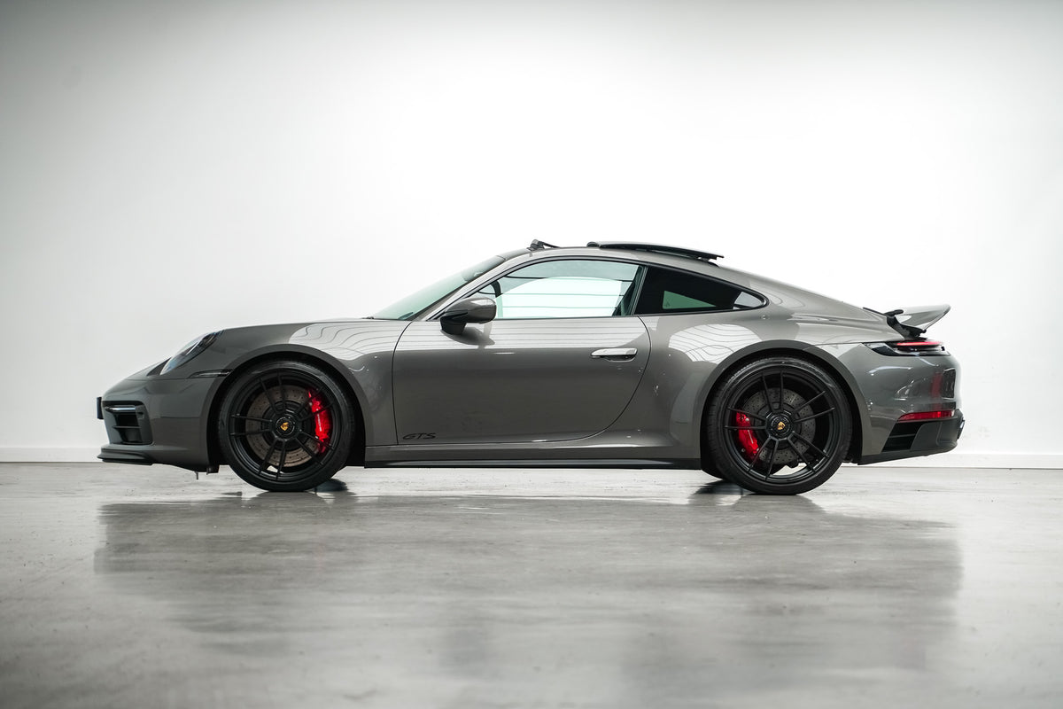 2023 Porsche 992 Carrera 4 GTS
