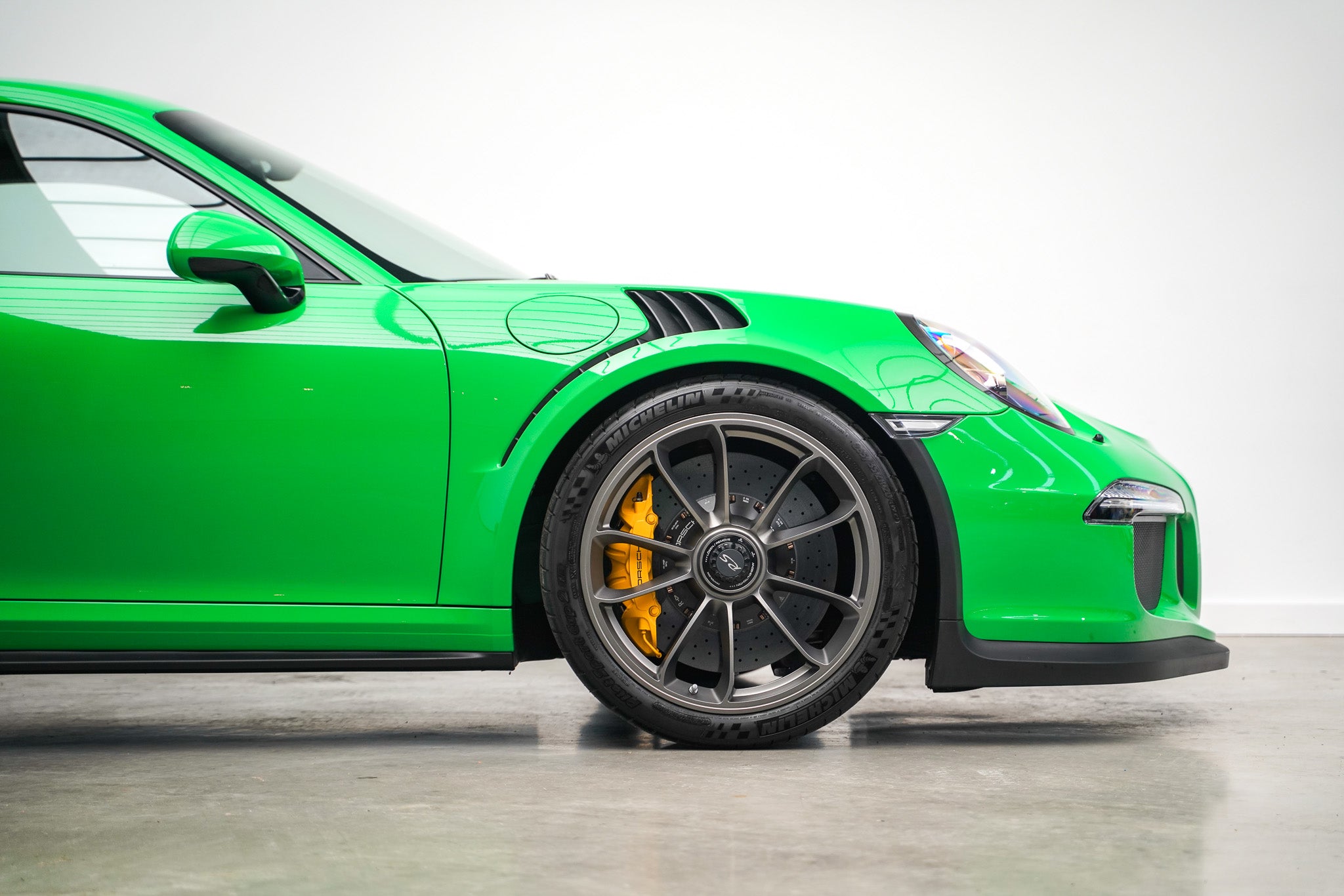 2016 Porsche 991.1 GT3 RS (Delivery Mileage)