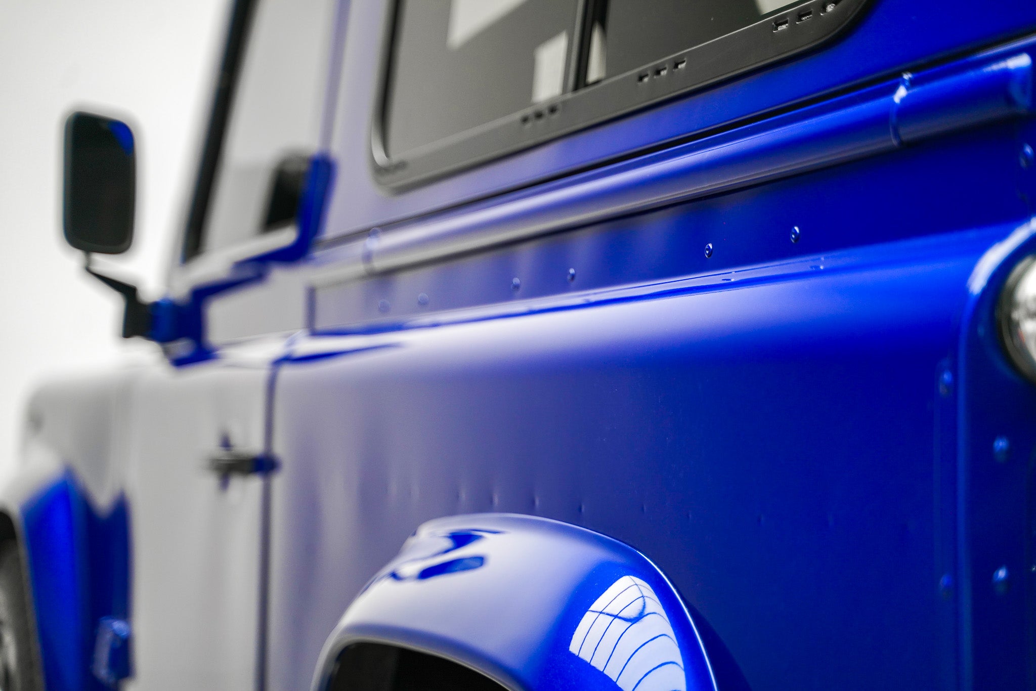 2015 "Urban Truck" Land Rover Defender 90 2.2 TDCi XS