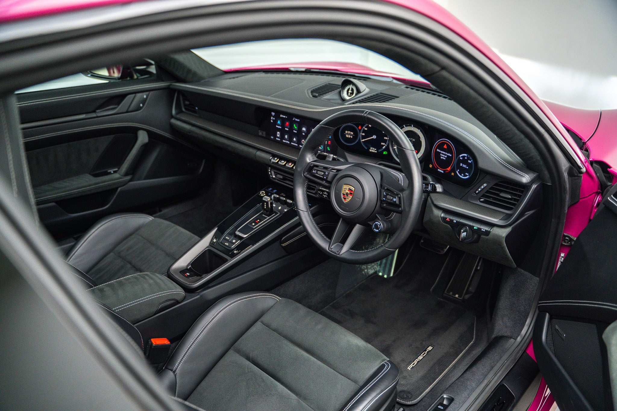 2023 Porsche 992 Carrera 4 GTS