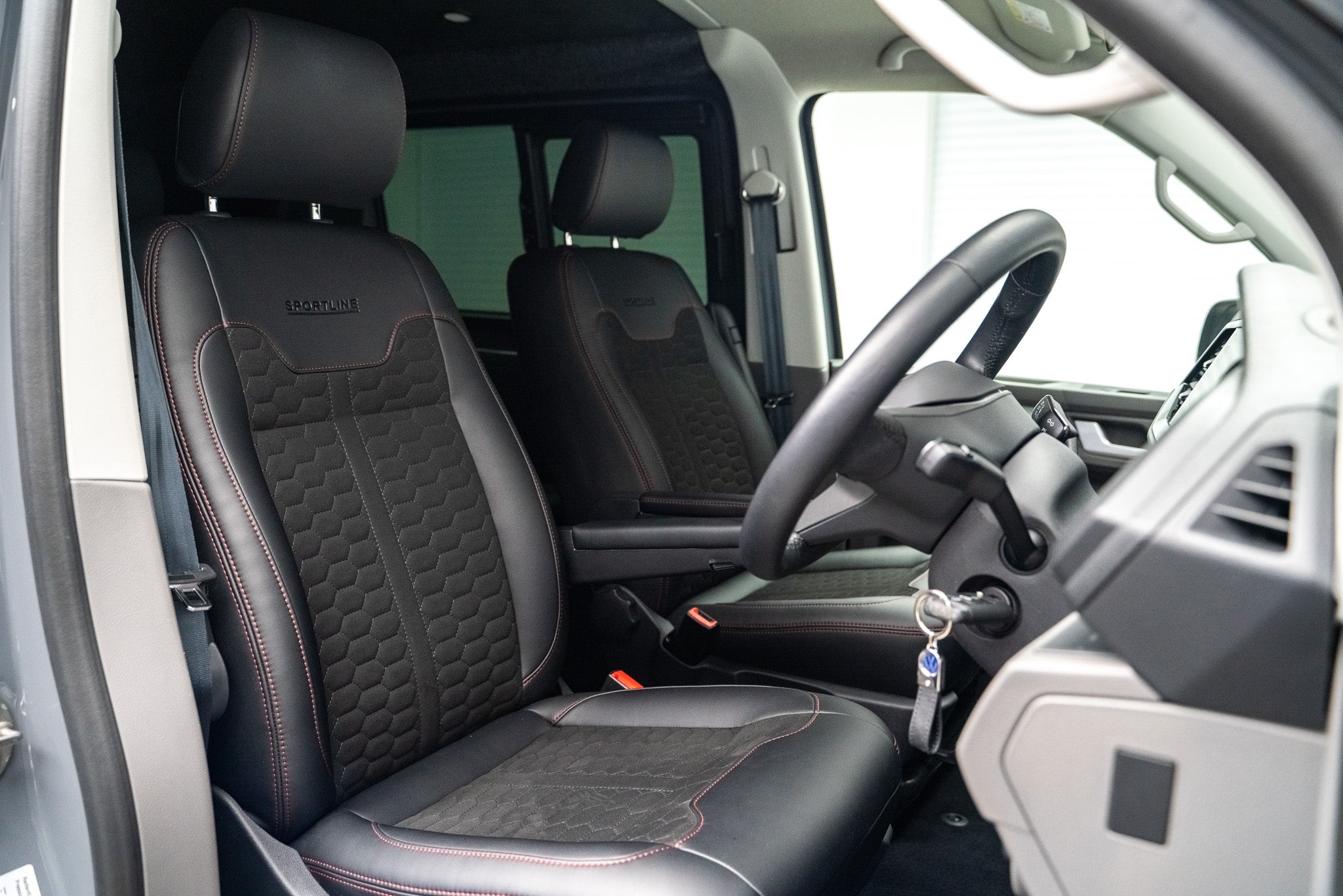 2024 Volkswagen Transporter Sportline Black Edition