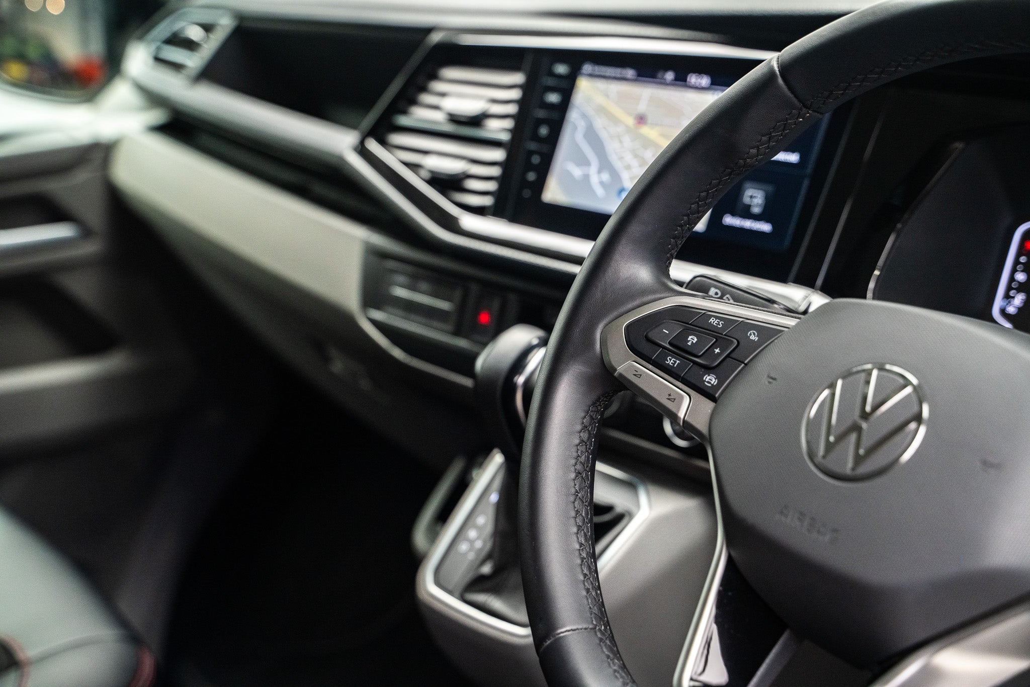 2024 Volkswagen Transporter Sportline Black Edition