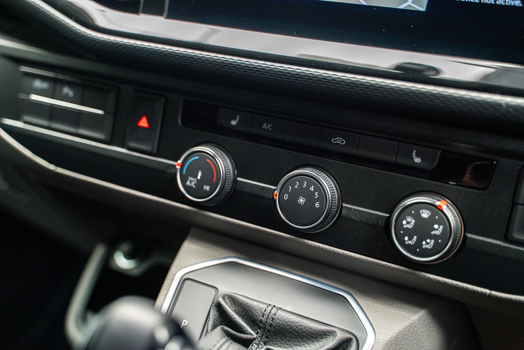 2024 Volkswagen Transporter Sportline Black Edition