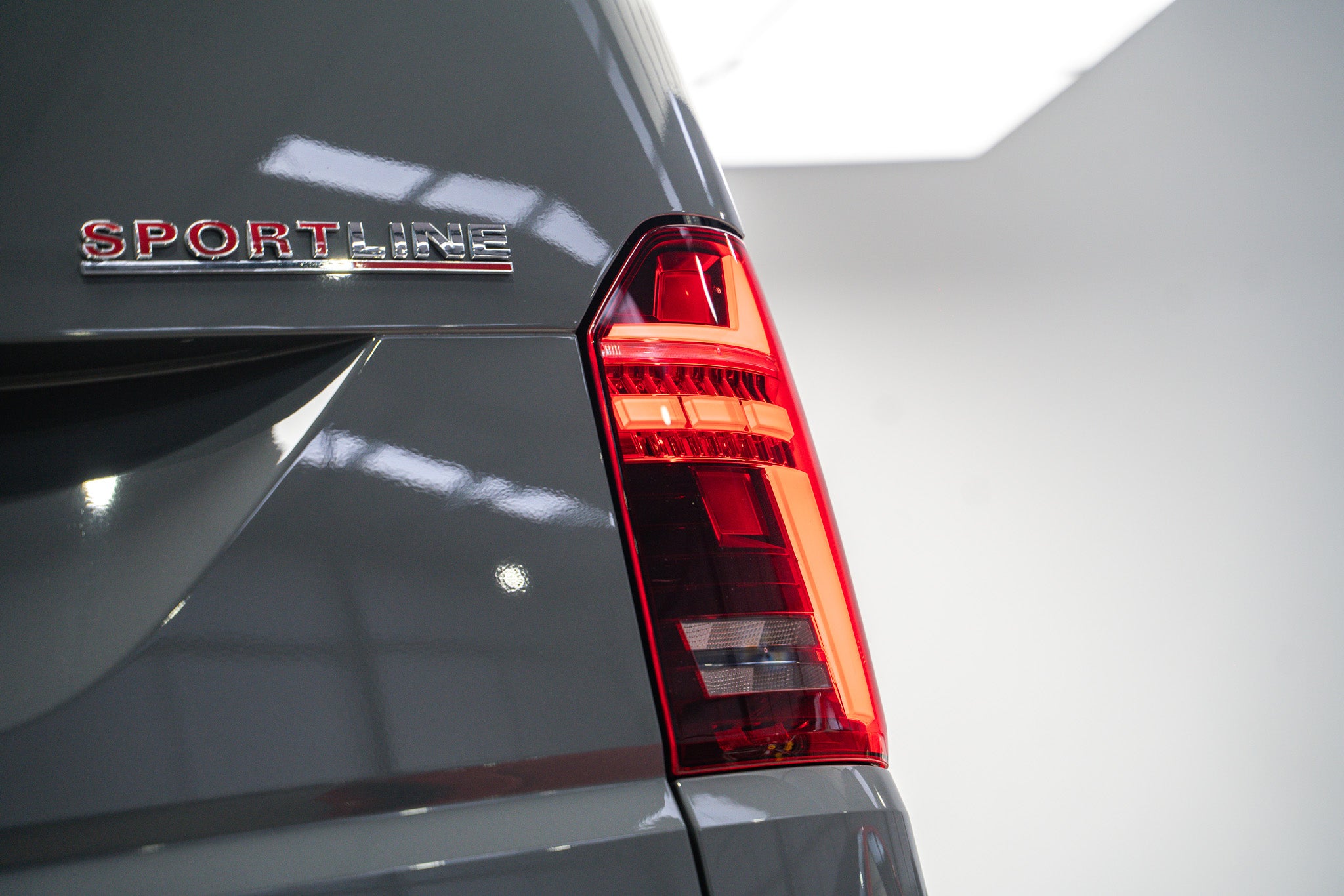 2024 Volkswagen Transporter Sportline Black Edition