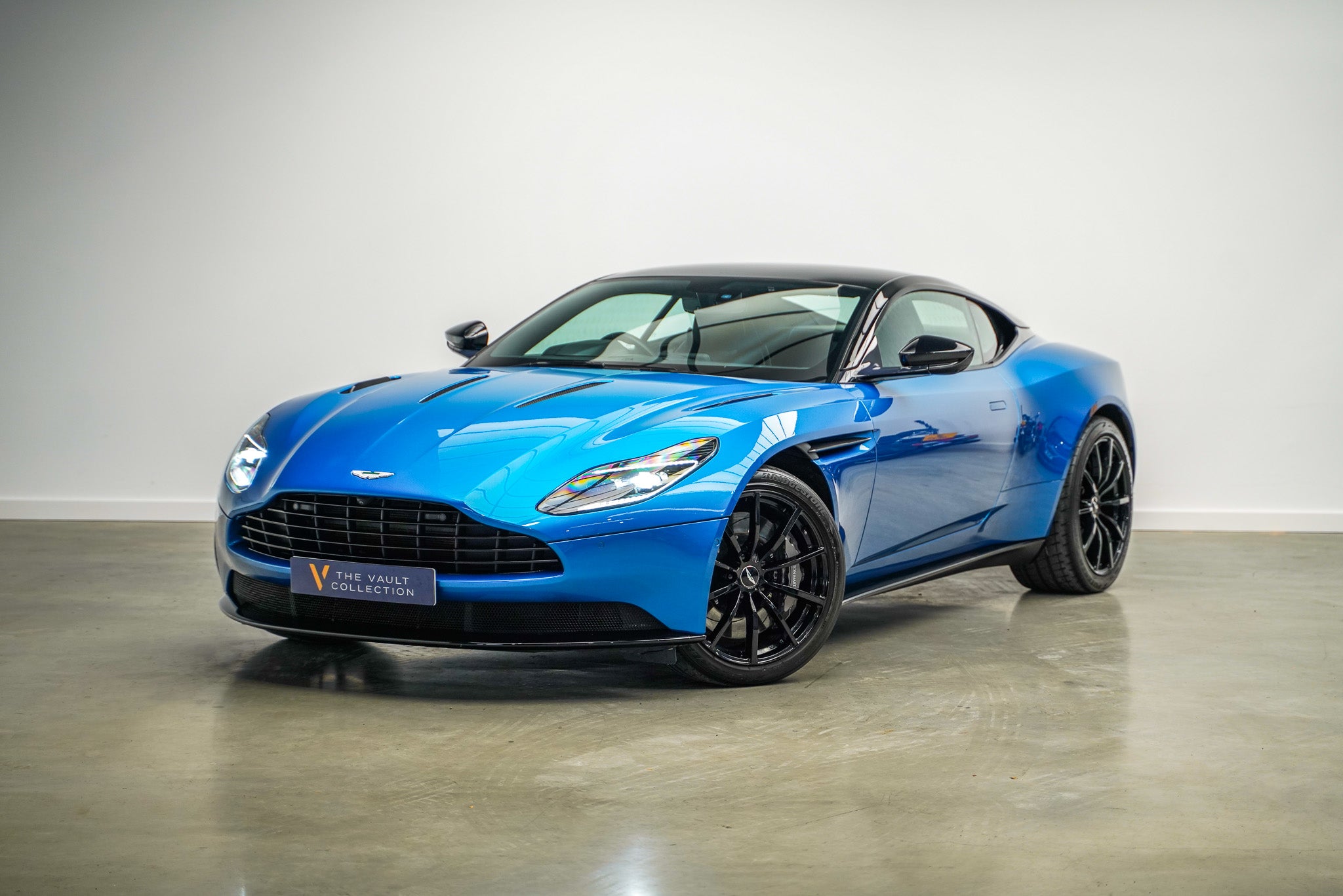 2019 Aston Martin DB11 AMR