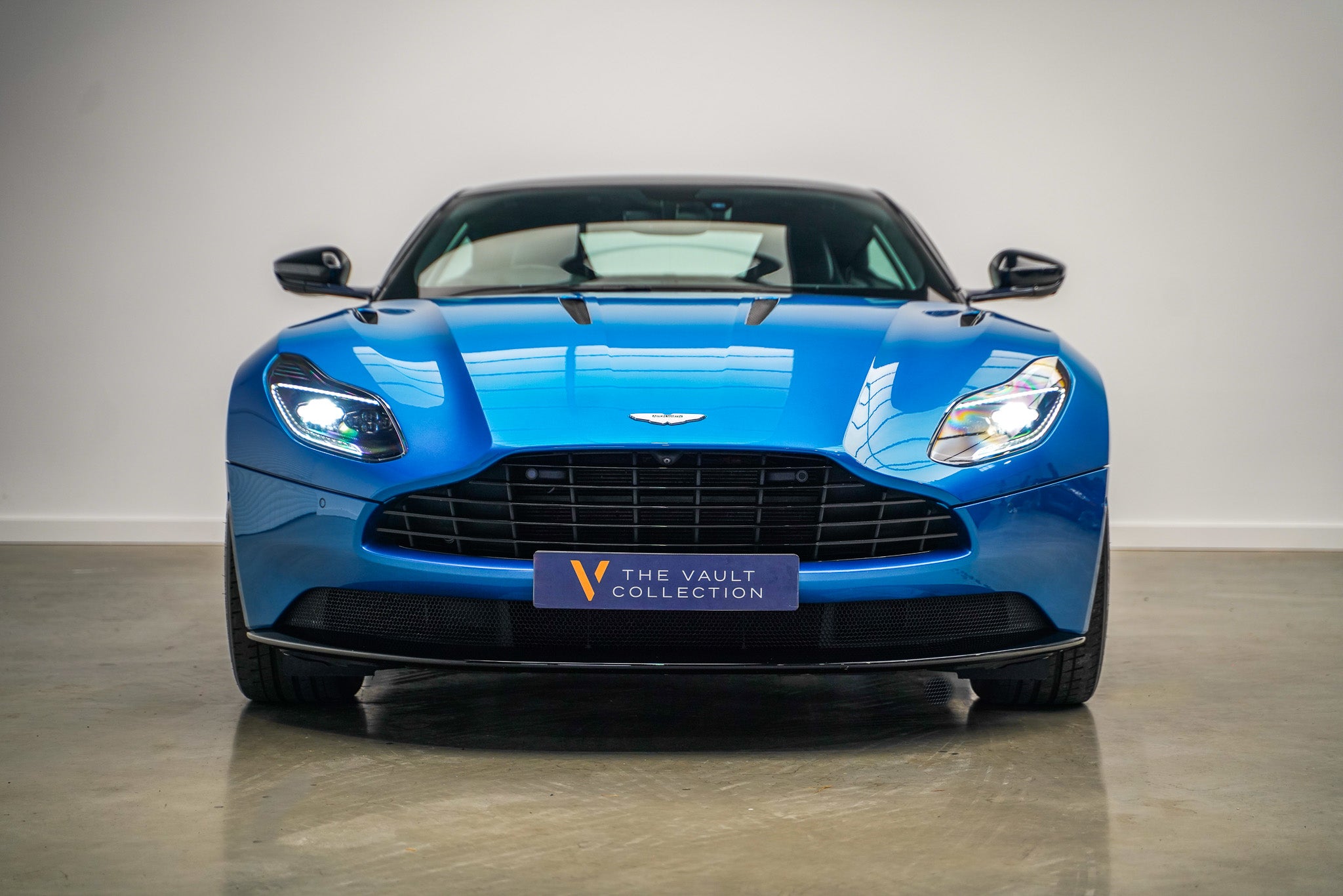2019 Aston Martin DB11 AMR