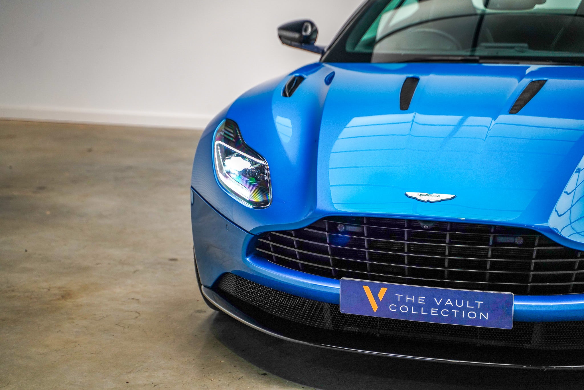 2019 Aston Martin DB11 AMR