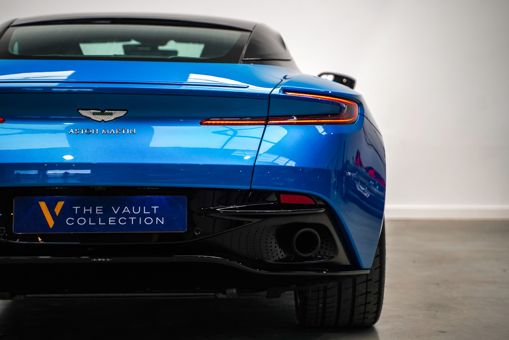 2019 Aston Martin DB11 AMR
