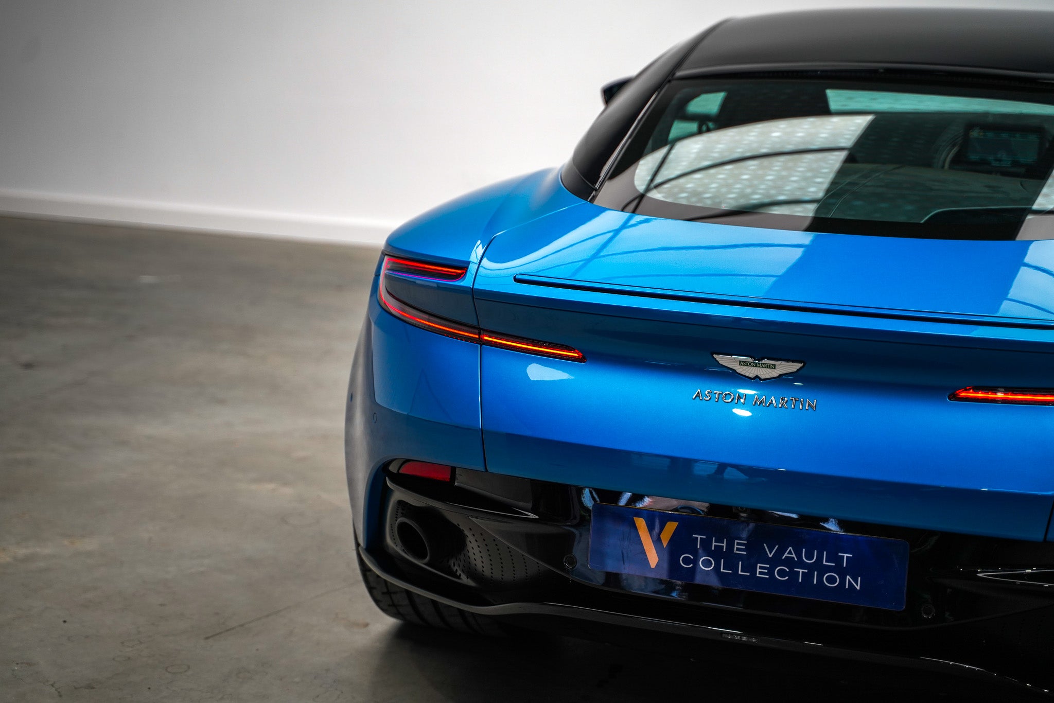 2019 Aston Martin DB11 AMR