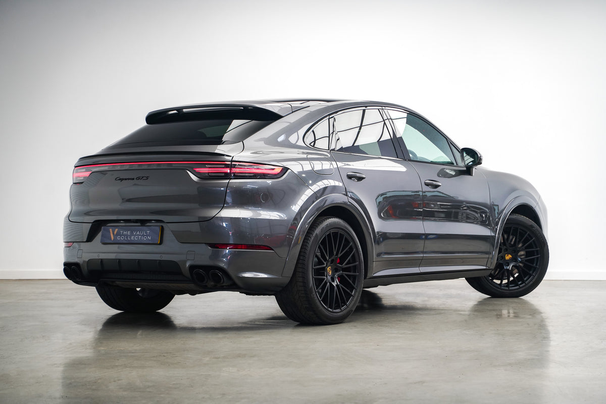 2022 Porsche Cayenne GTS