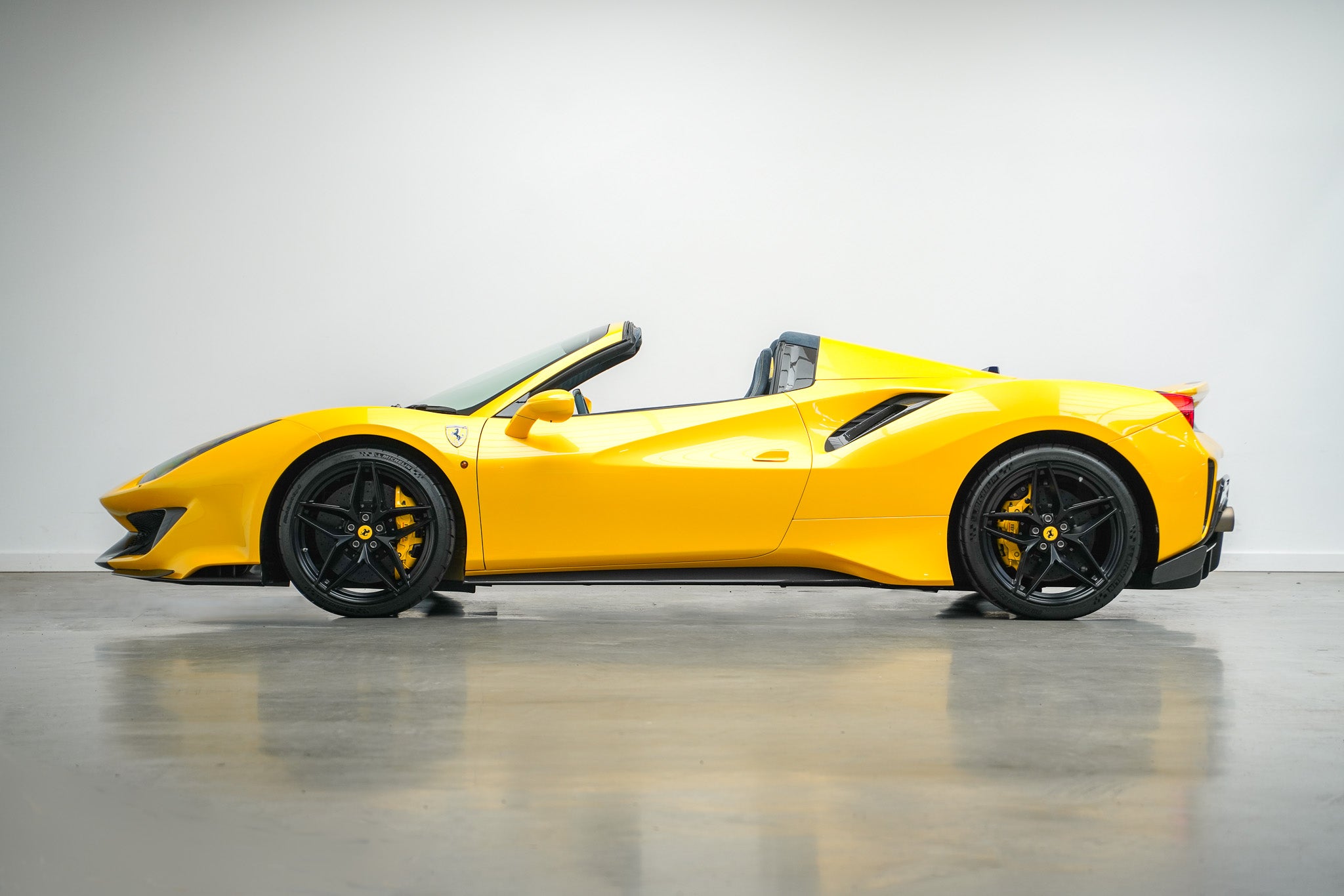 2020 Ferrari 488 Pista Spider