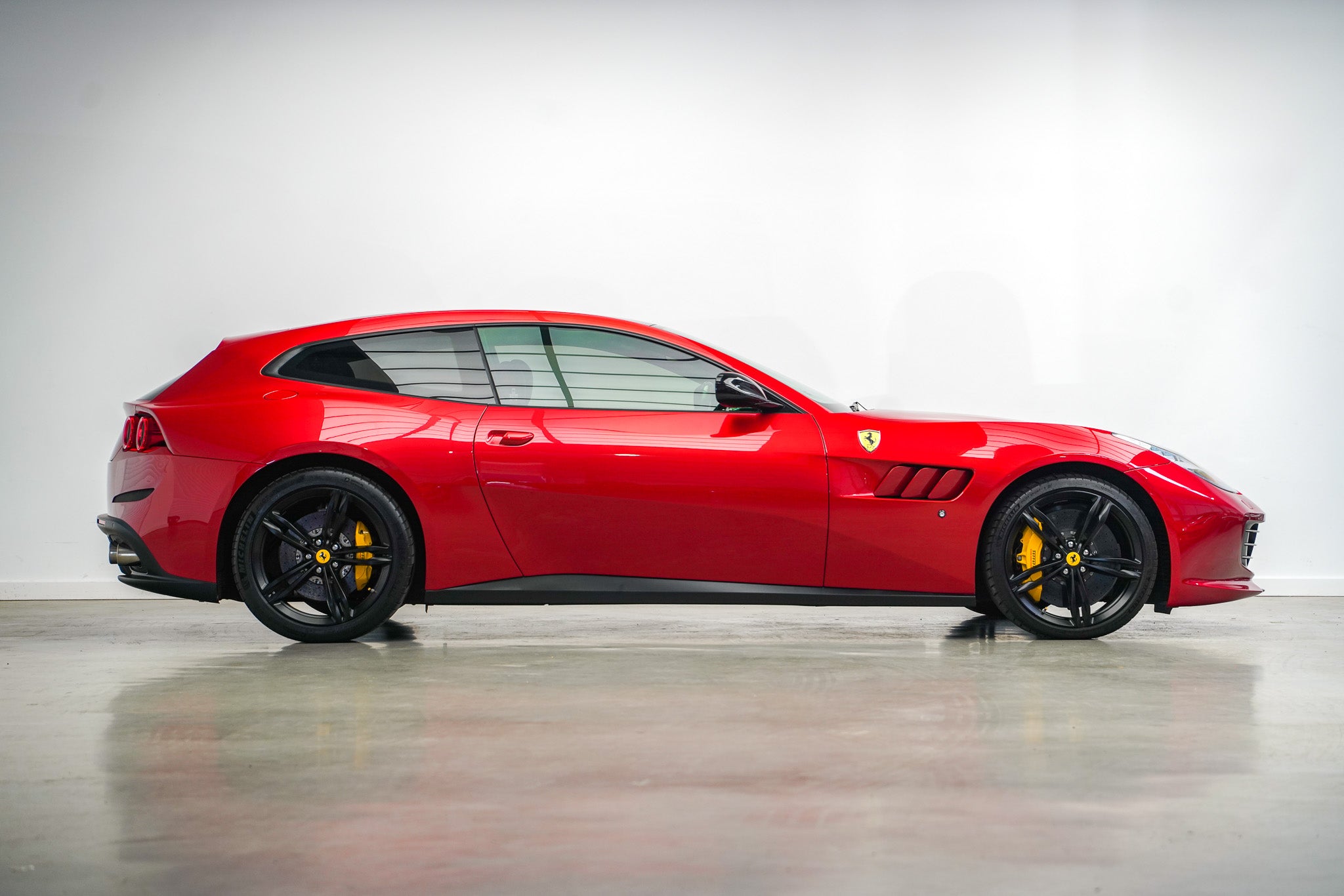 2017 Ferrari GTC4 Lusso V12