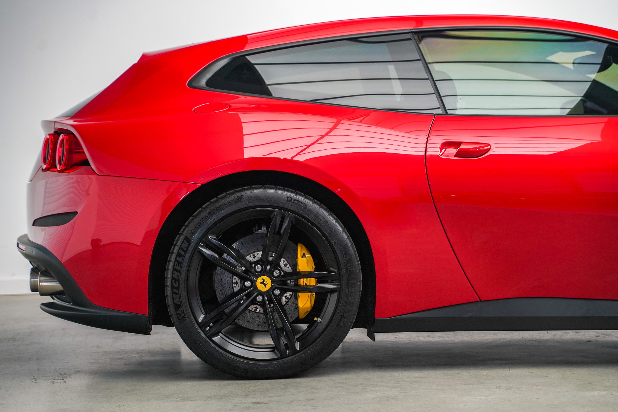 2017 Ferrari GTC4 Lusso V12