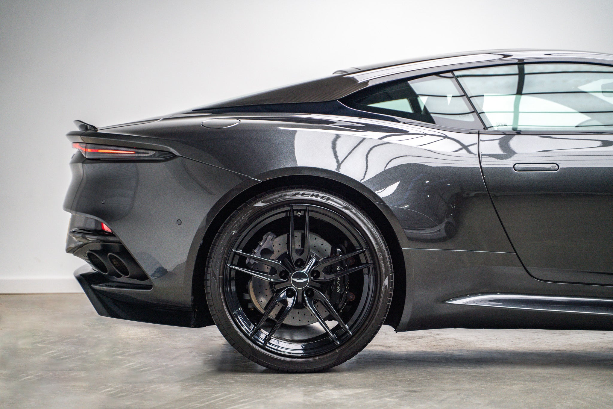 2018 Aston Martin DBS Superleggera