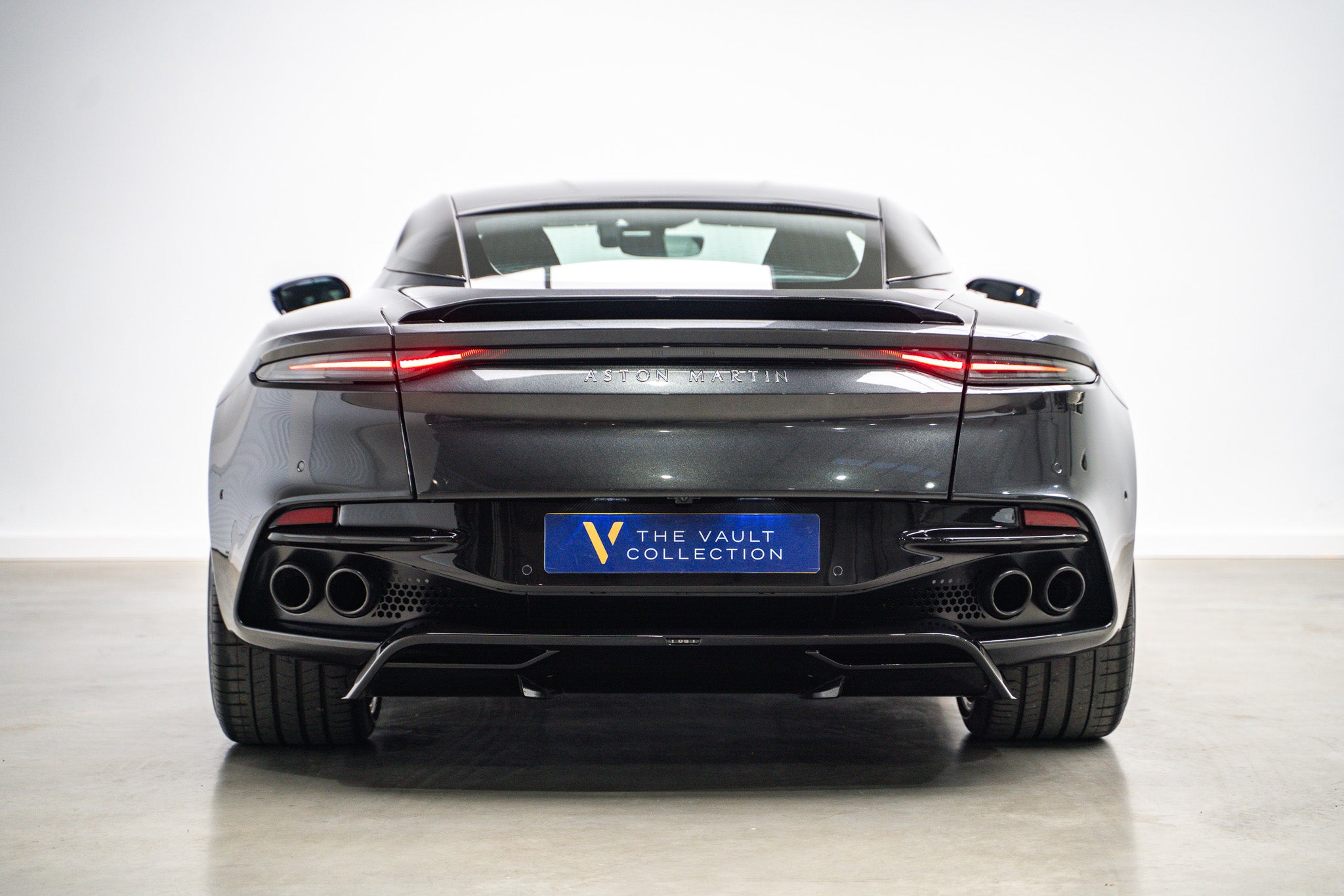 2018 Aston Martin DBS Superleggera