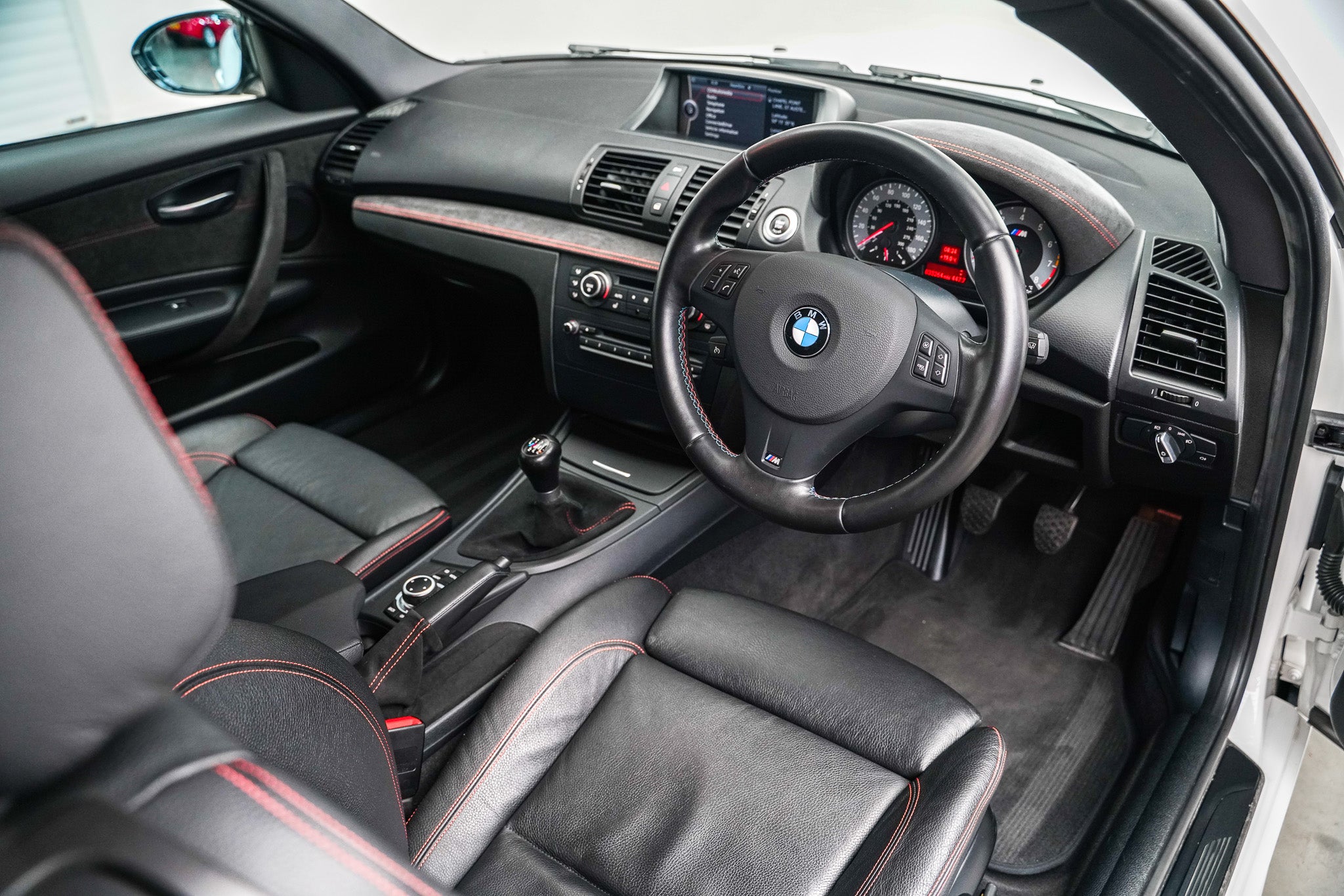 2011 BMW 1M
