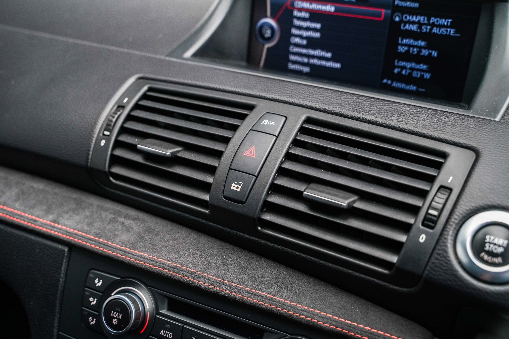2011 BMW 1M