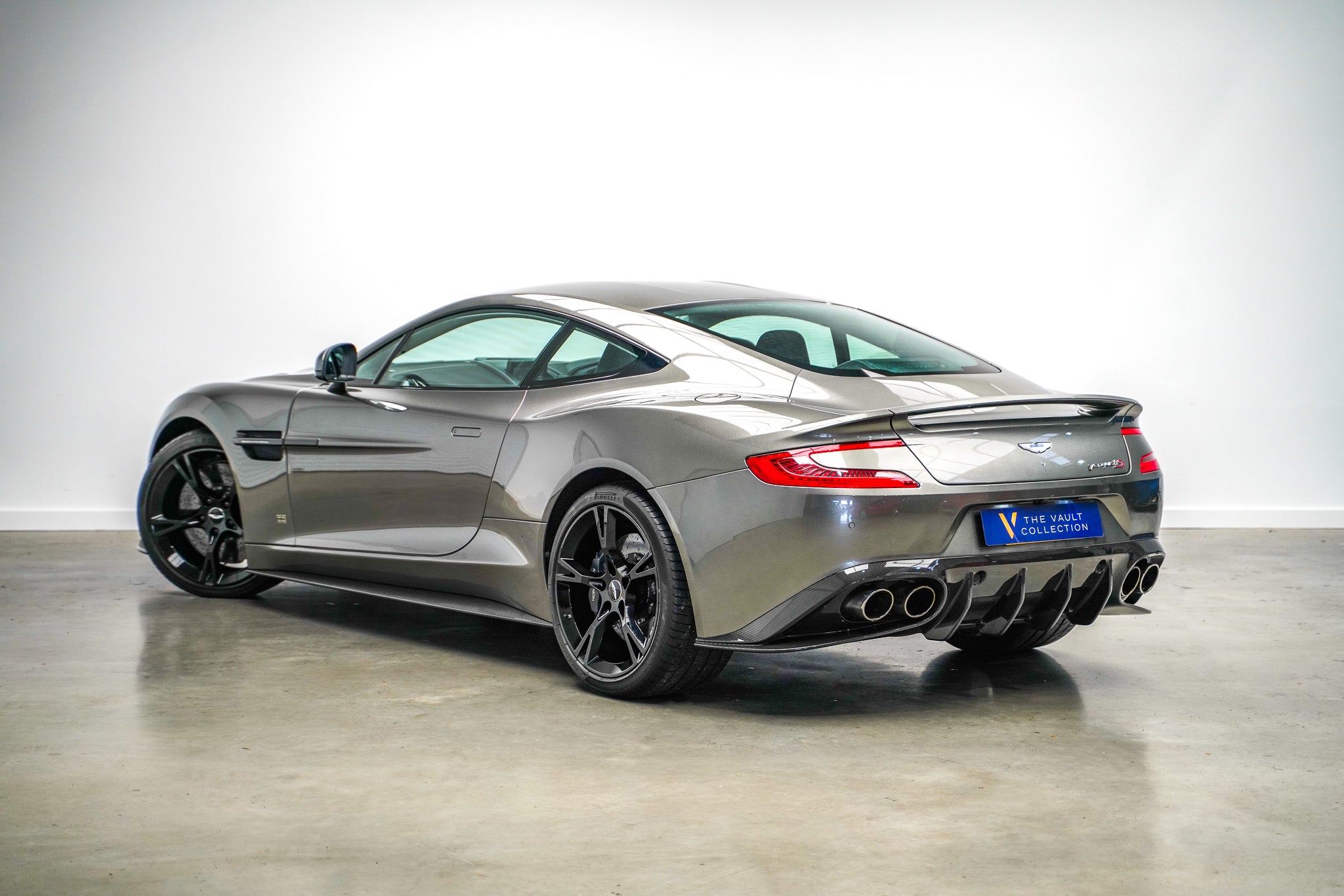 2017 Aston Martin V12 Vanquish S