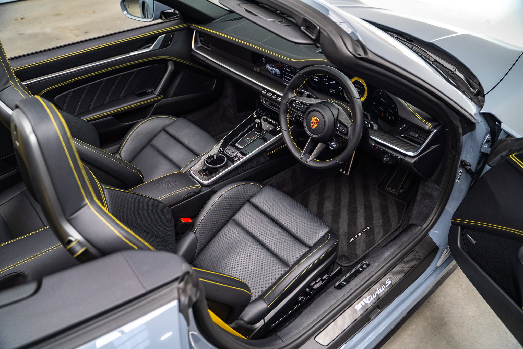 2023 Porsche 911 992 Turbo S