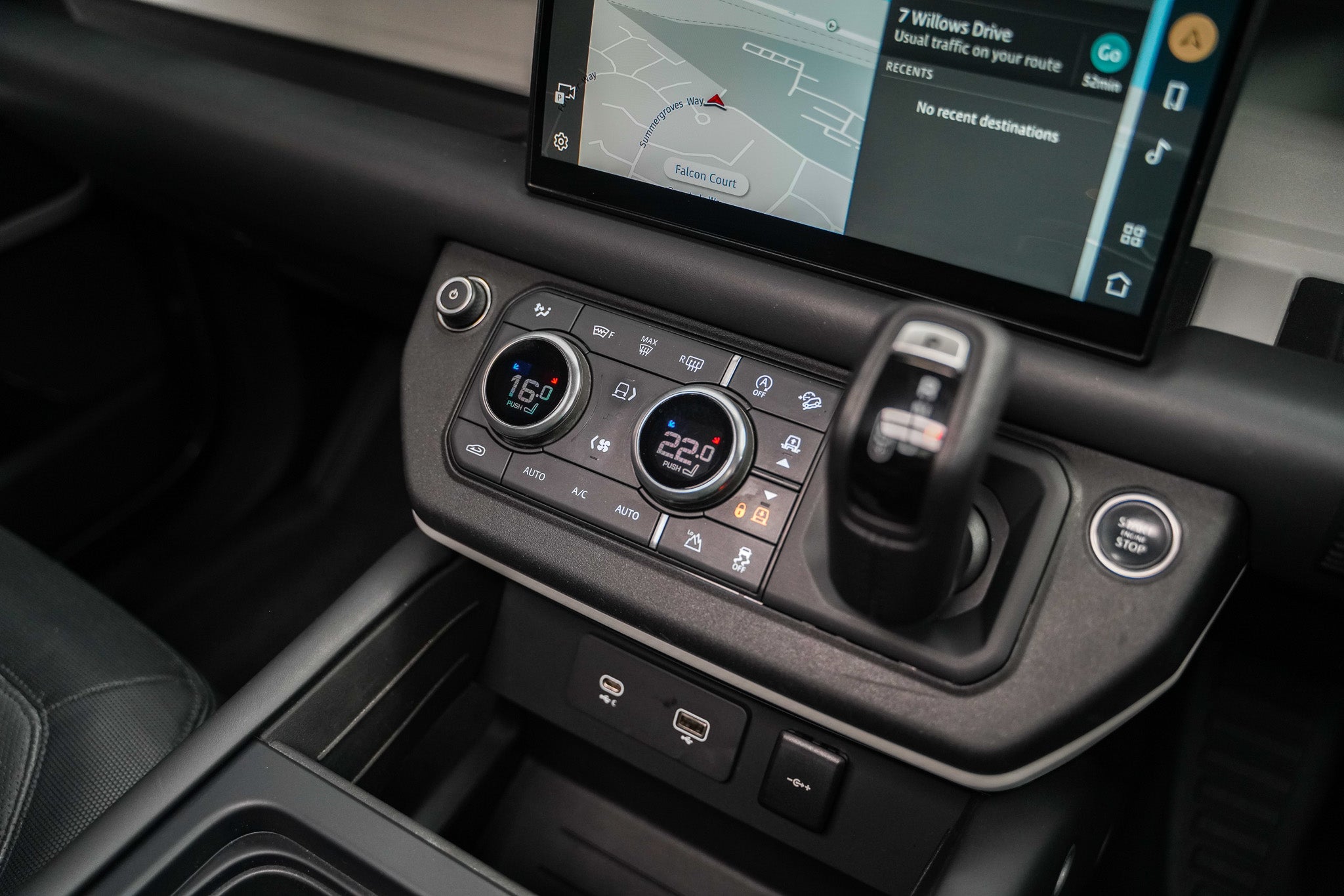 2023 Land Rover Defender 110 D300 X-Dynamic HSE
