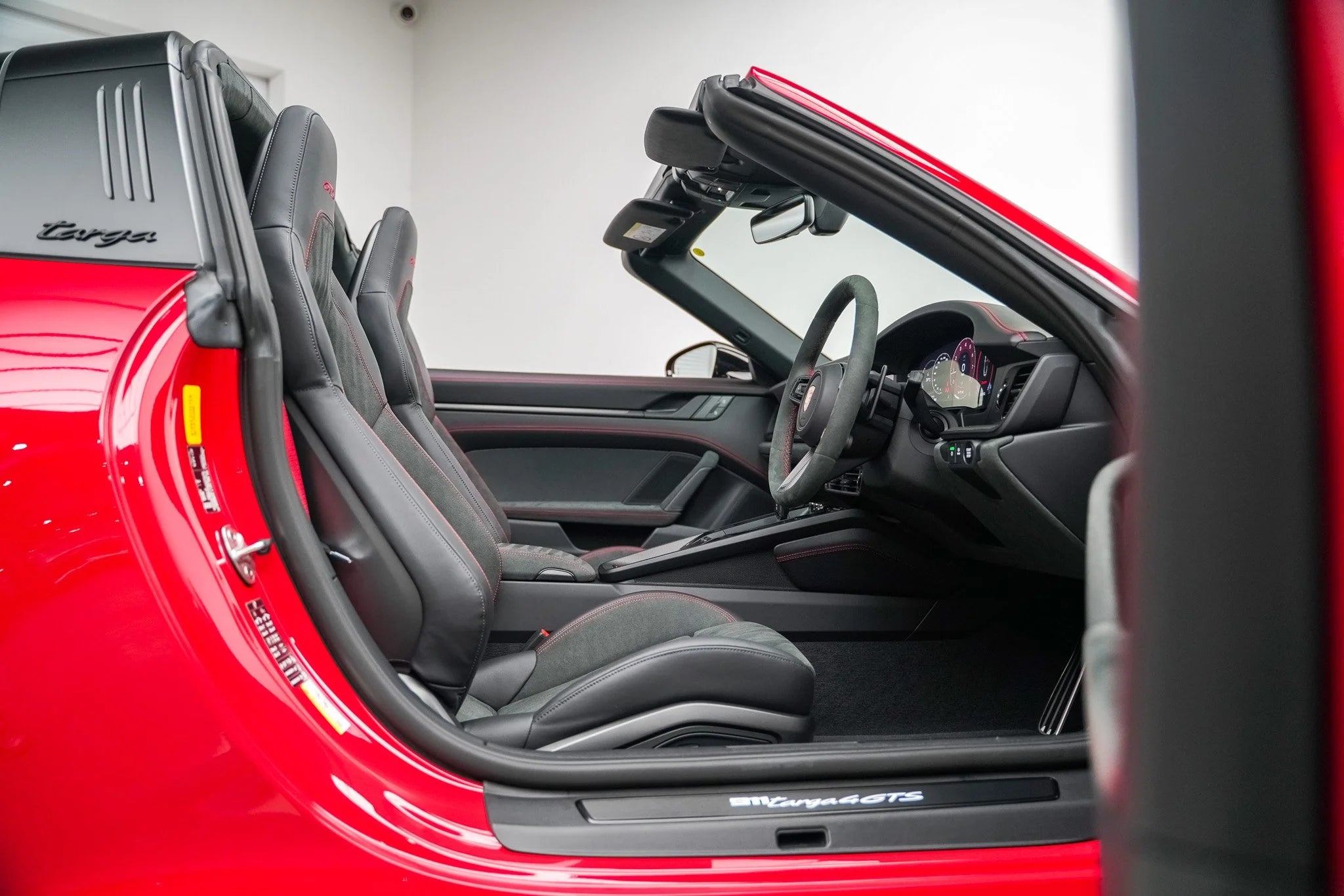 2025 Porsche 992 Targa 4 GTS