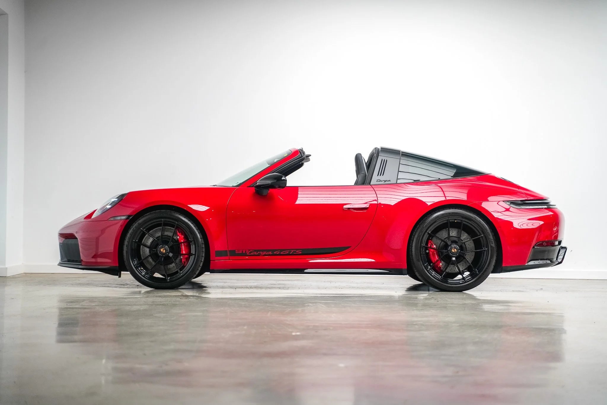 2025 Porsche 992 Targa 4 GTS