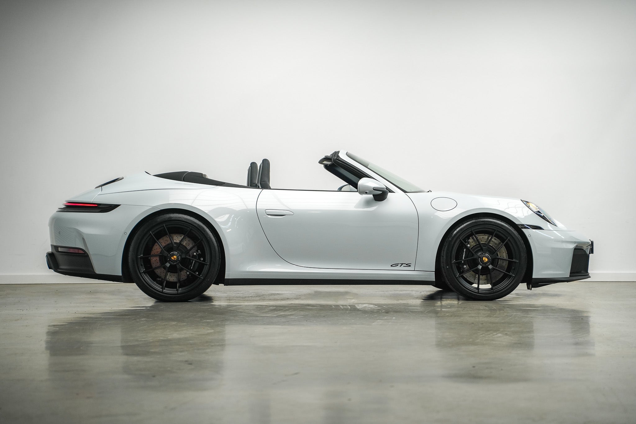 2025 Porsche 992.2 Carrera GTS Cabriolet