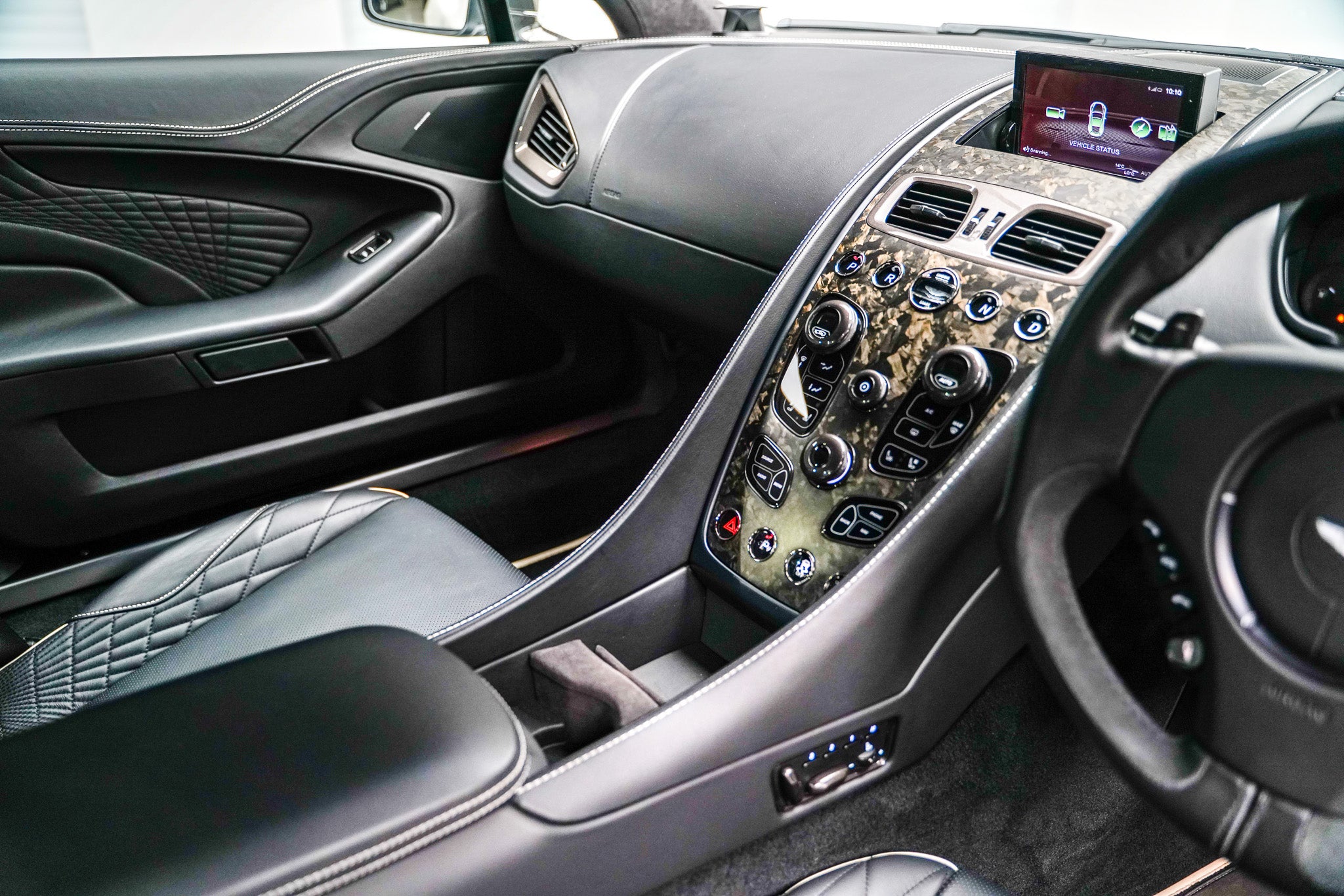 2018 Aston Martin V12 Vanquish S