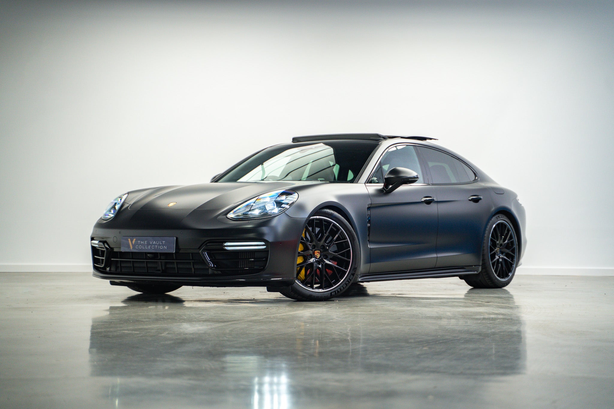 2018 Porsche Panamera Turbo S E-Hybrid