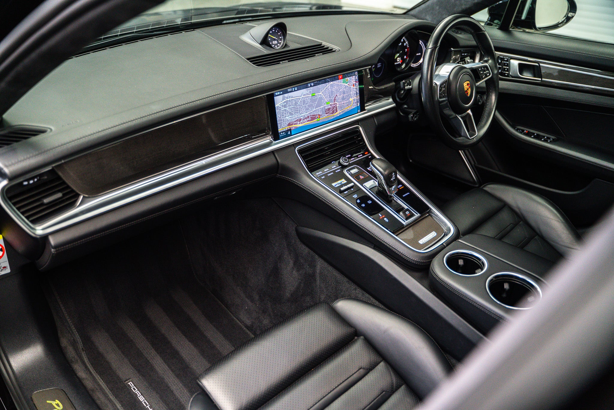 2018 Porsche Panamera Turbo S E-Hybrid