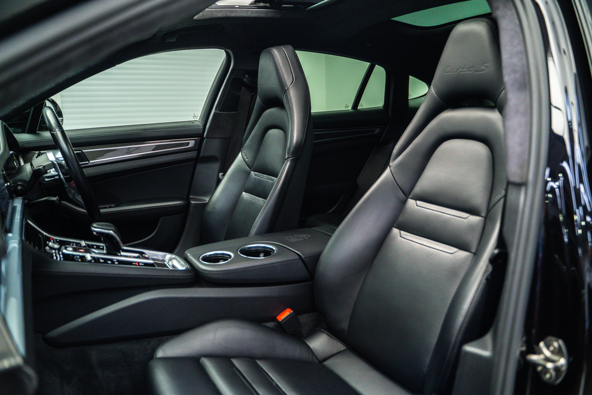 2018 Porsche Panamera Turbo S E-Hybrid