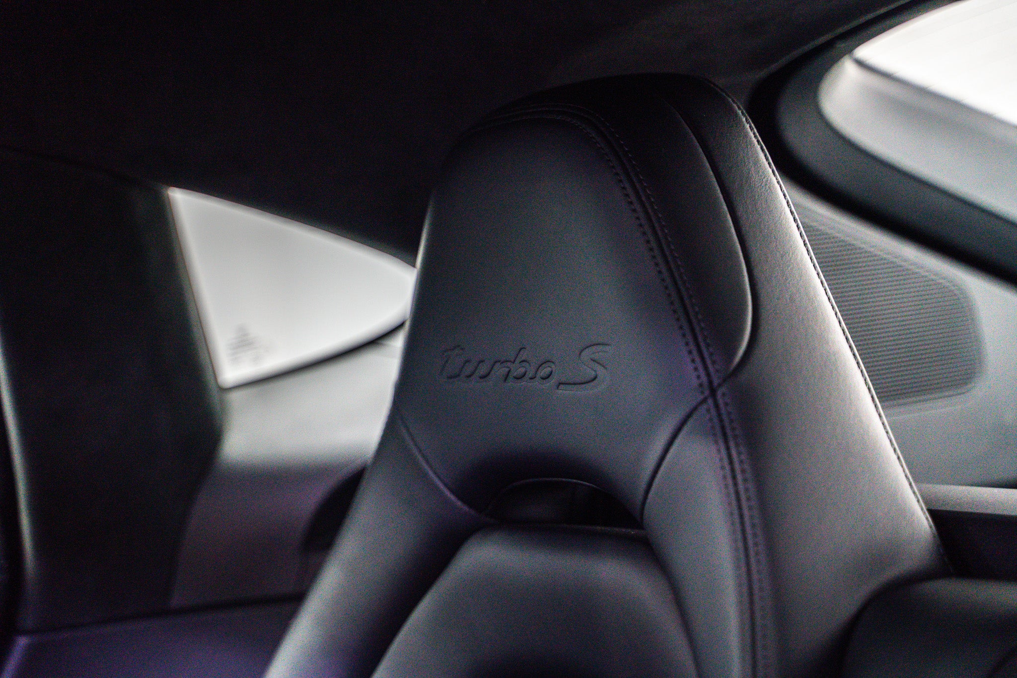 2018 Porsche Panamera Turbo S E-Hybrid